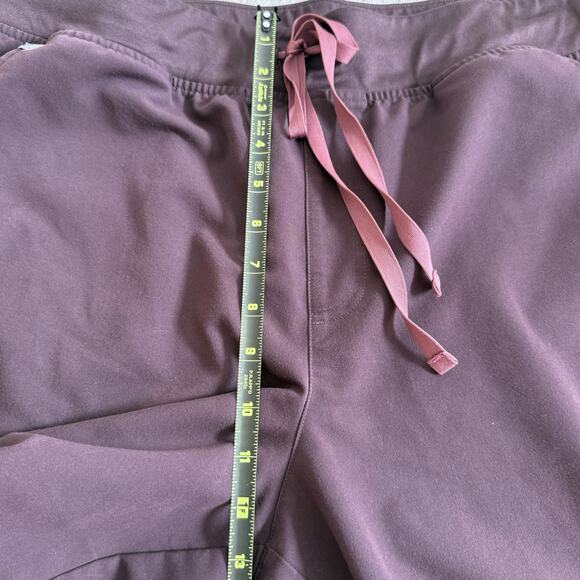 FIGS Technical Collection Zamora Jogger Pants Womens 2XL Burgundy Scrub - Picture 9 of 10